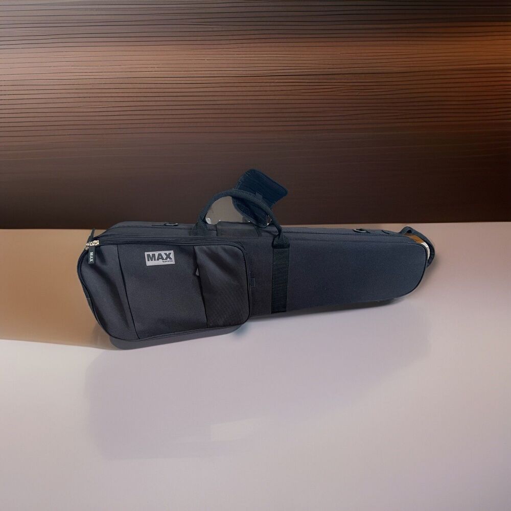 Protec MAX Violin Case 4/4 Size SHAPED. Barley used.